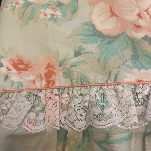 Vintage JP Steven Utica King size Sheets with matching solid Pillow Cases. - Picture 4 of 9